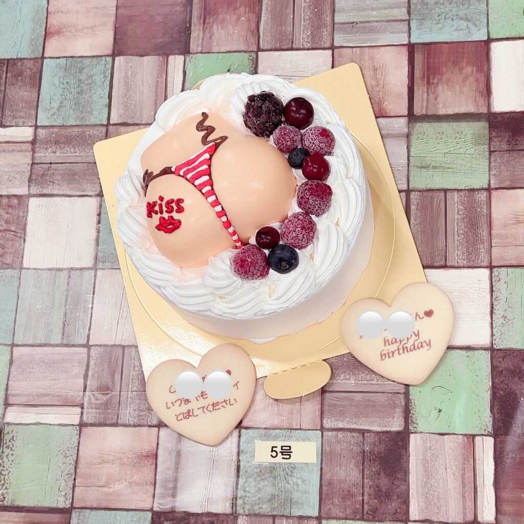 ☆Tバックケーキ☆