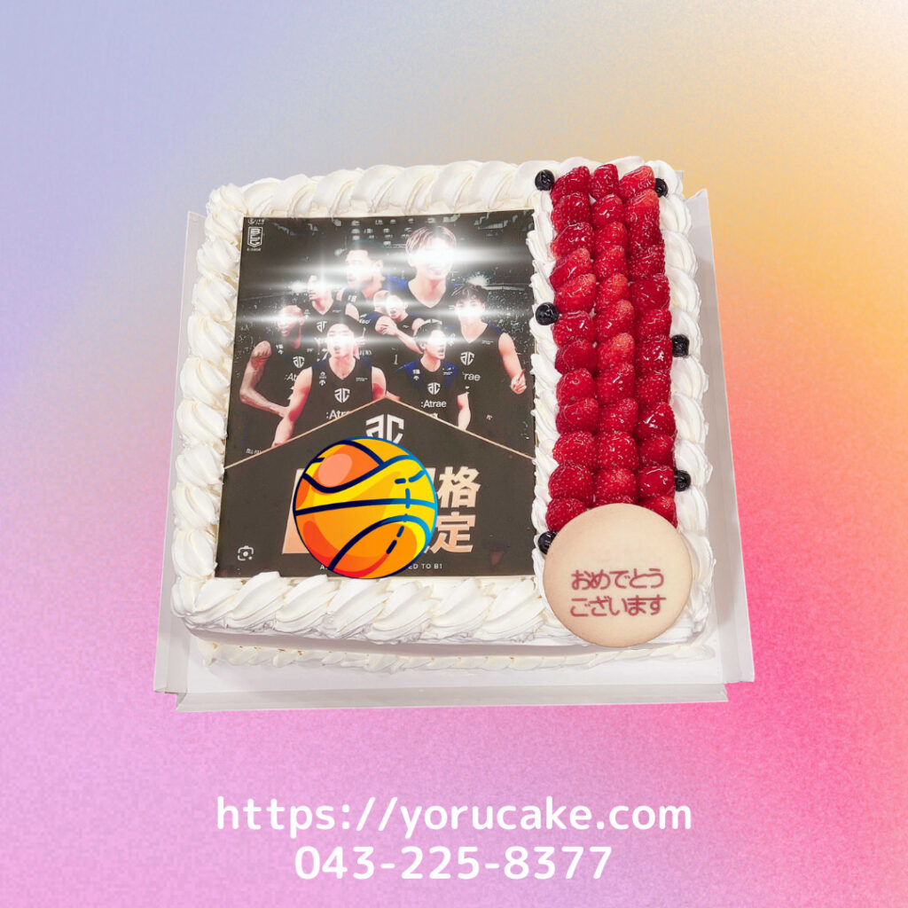 8/17(日)特大スクエア写真ケーキ。